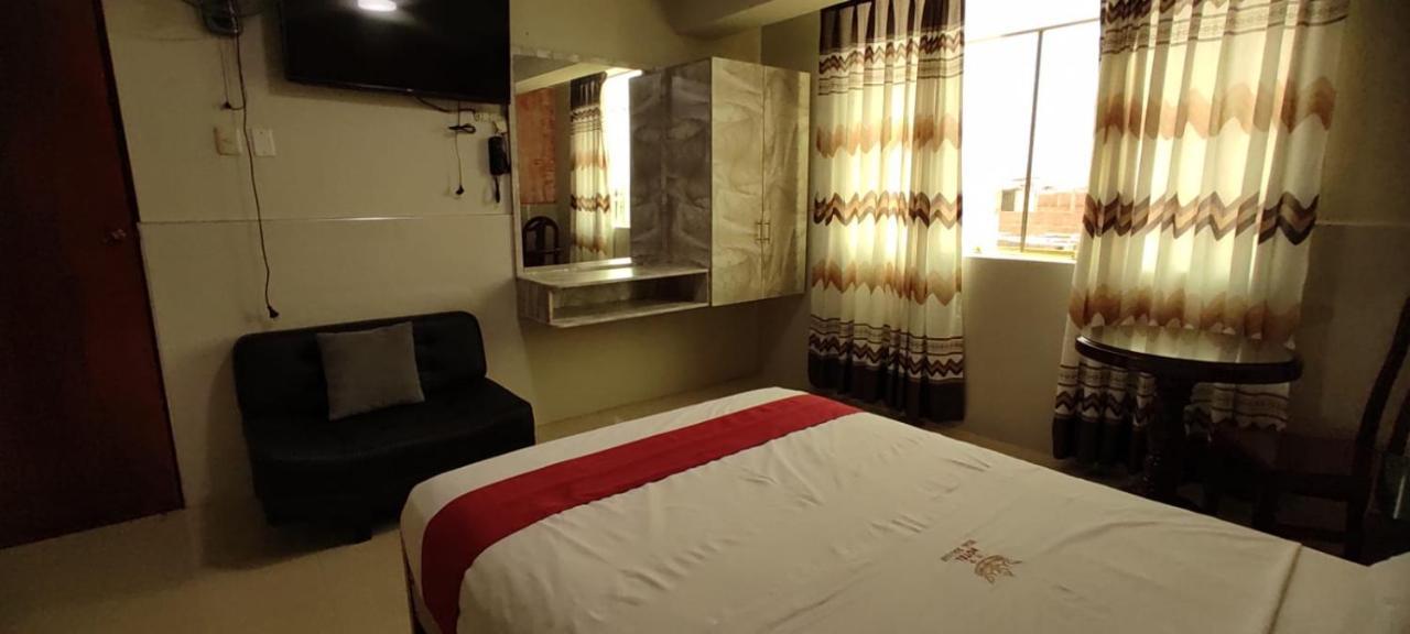 Hotel Real Bolivar Chimbote Esterno foto