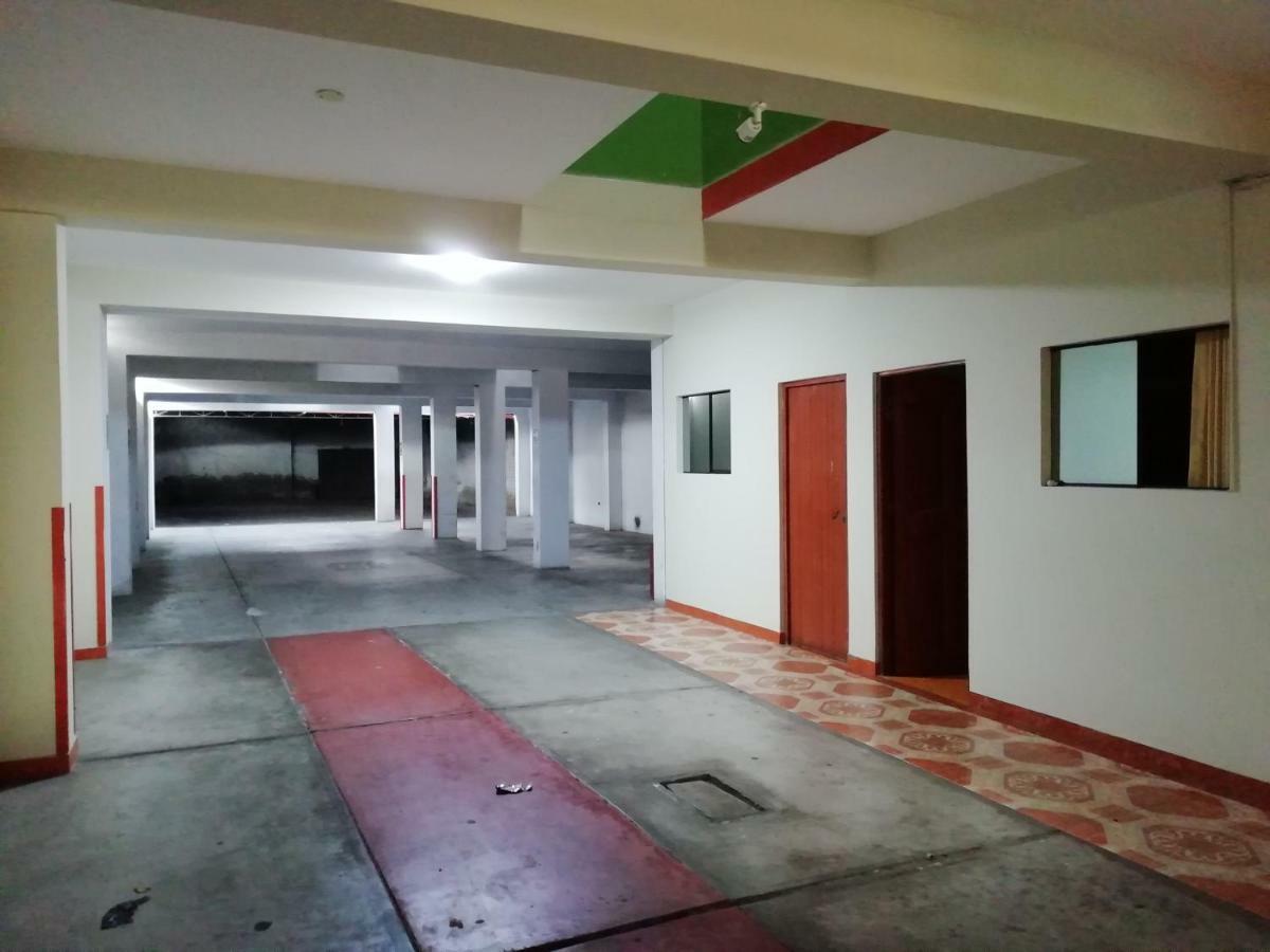 Hotel Real Bolivar Chimbote Esterno foto