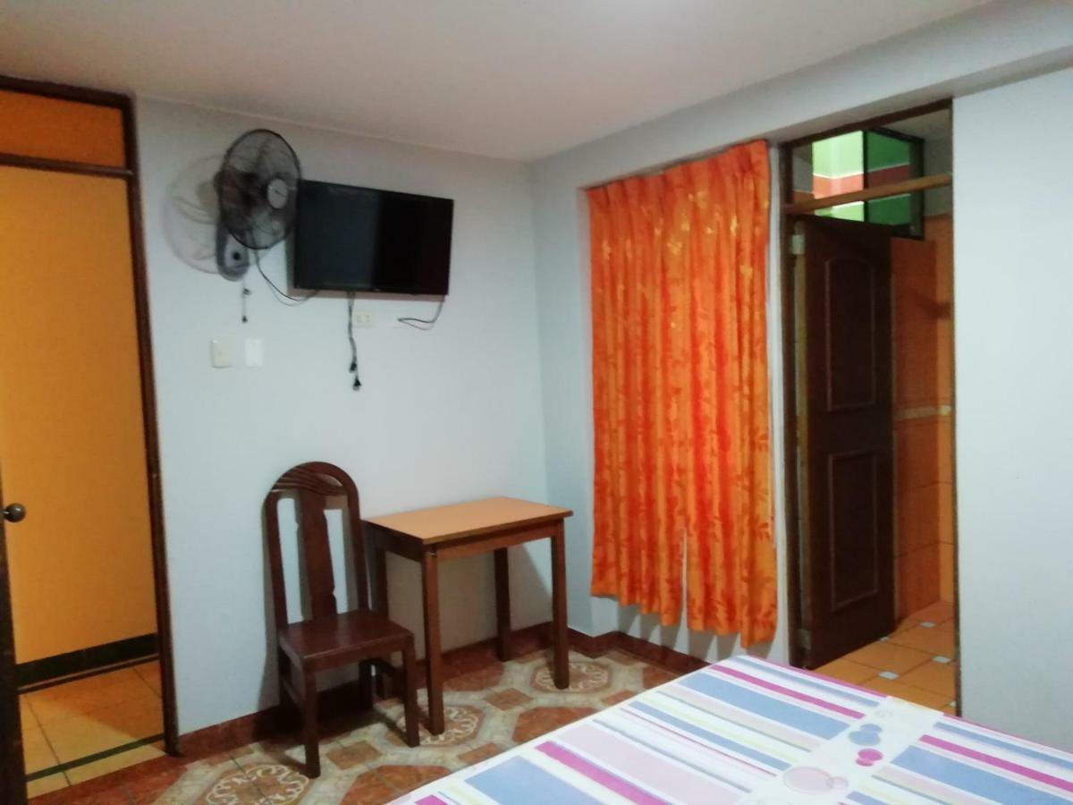 Hotel Real Bolivar Chimbote Esterno foto